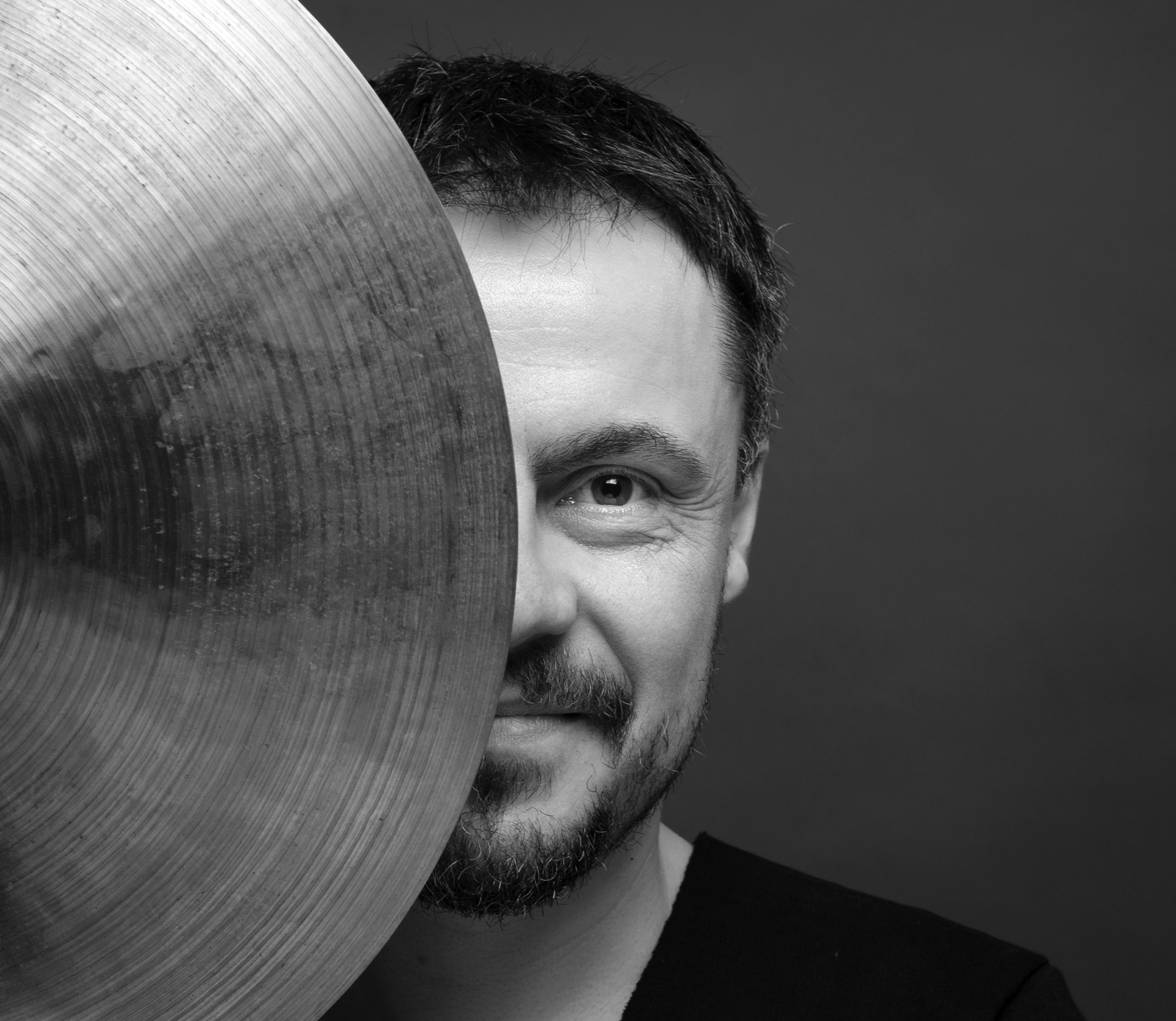 Salon  -  Agustin Strizzi