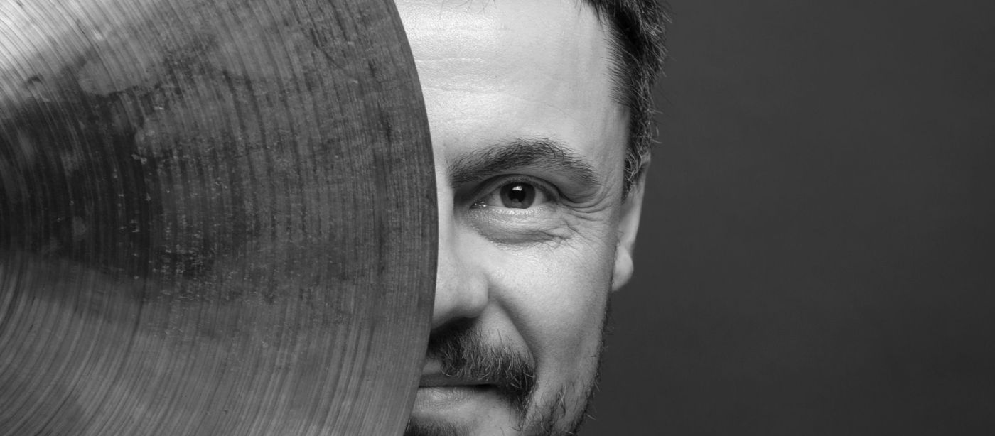 Salon  -  Agustin Strizzi