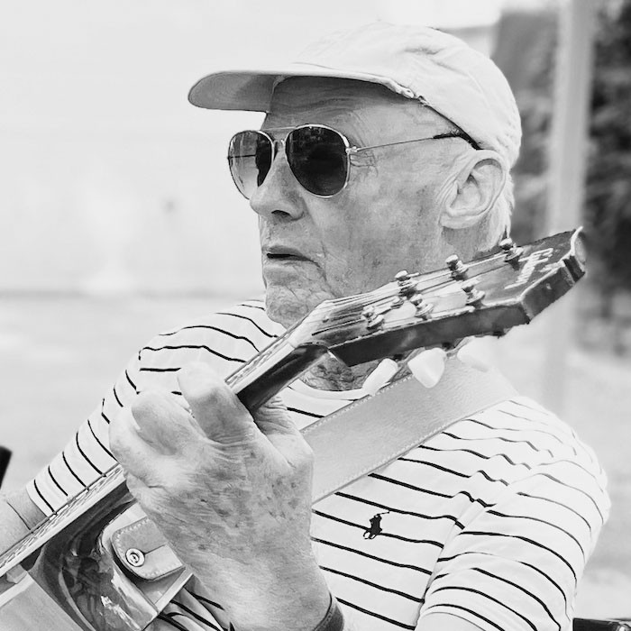 Jazz im Cafégarten - Michael Gechter Trio